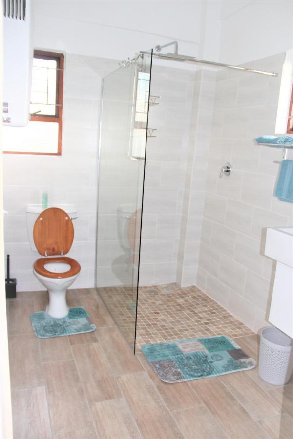 Glasstree B&B Bredasdorp Esterno foto